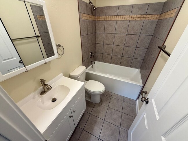 Photo - 1380 Cleveland St Unidad B