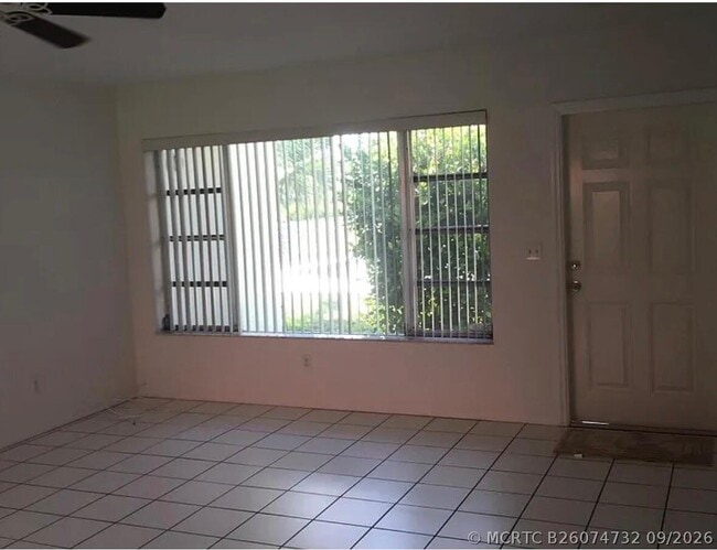 1836 Coral Ridge Dr Unit 5