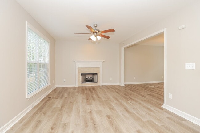 Photo - 712 Shandale Dr