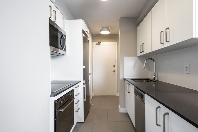 Photo - 190 Jameson Ave Unit 701