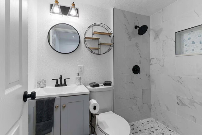 Photo - 412 Harwood St Unit ID1094229P