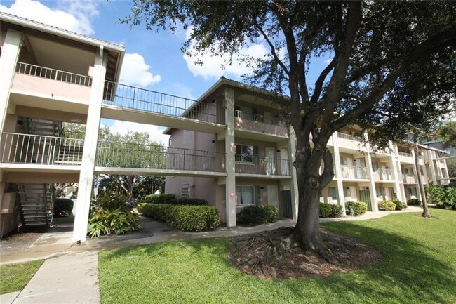 Photo - 133 Oyster Bay Cir Unit 200