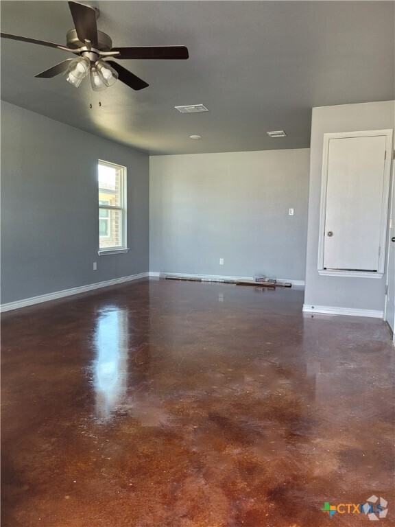 Building Photo - 1810 Castroville Trl Rental