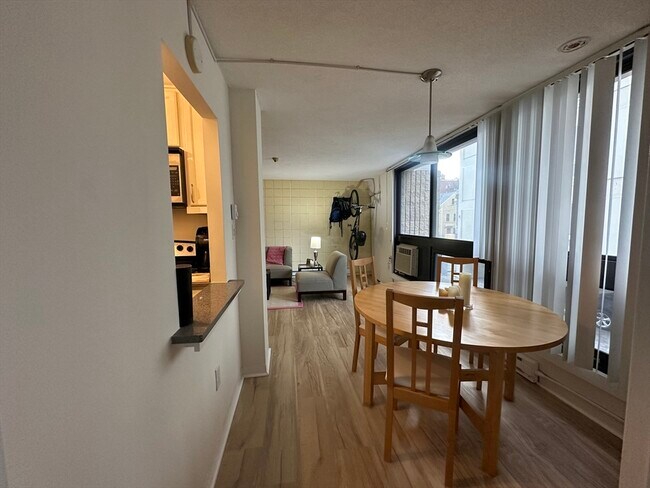 Photo - 35 Trowbridge St Unit 1C