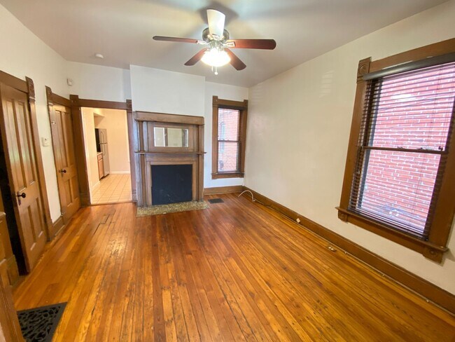 Photo - Price Ave 49-51 NCR Unidad 51