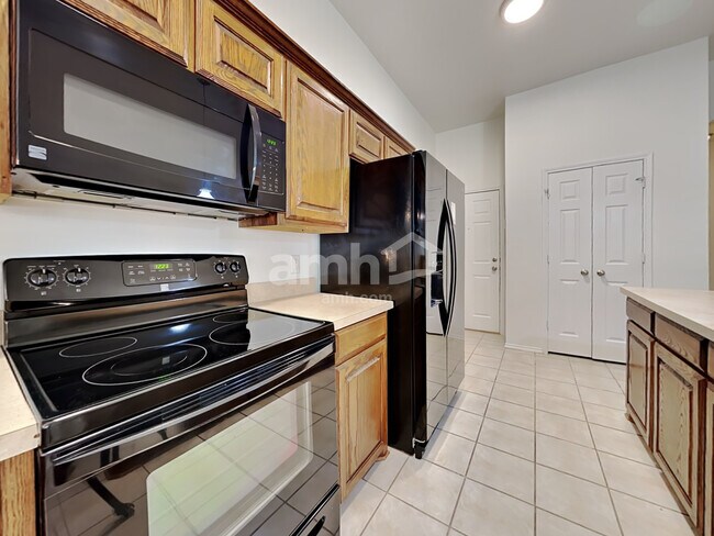 Photo - 4406 Shady Elm Dr