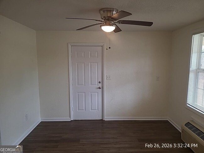 Photo - 1124 N Jefferson St Unit APT 7