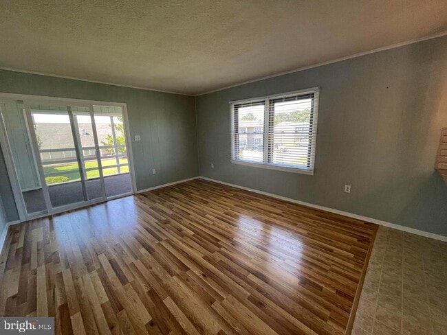 Photo - 34515 Bushnell Ct Unit 11