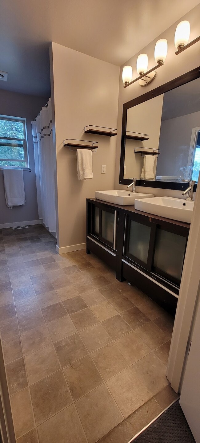 Photo - 15808 14th Ave W