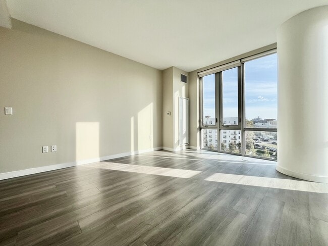 Photo - 1524 Sheepshead Bay Rd Unit 17D