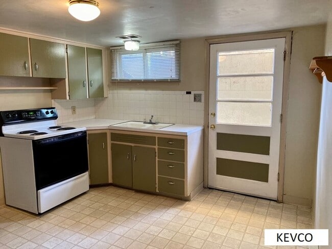 Photo - 1100 Whedbee St Unit 1100 Whedbee St  B