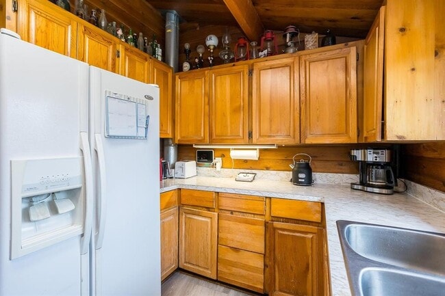 Photo - 2853 McCallum Rd