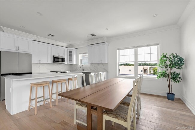 Photo - 20 Secatoag Ave Unit 1A