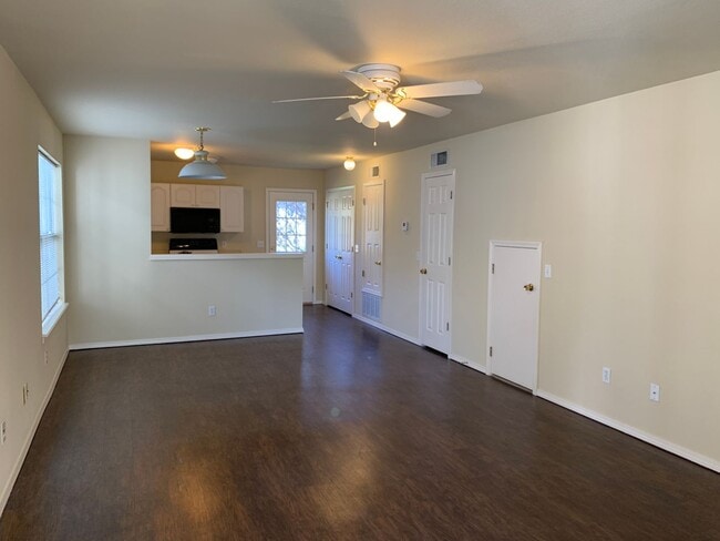 Photo - For Lease | Pratville | Available Now!