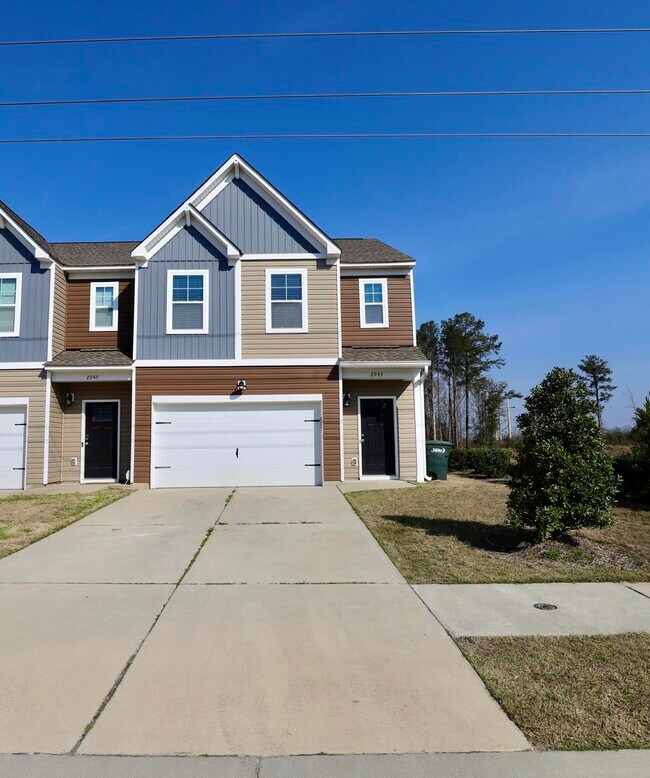 Photo - 2943 Old Field Rd