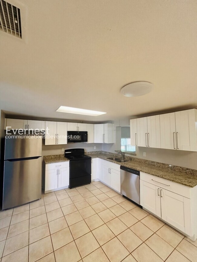 Photo - 8519 Sunbeam Ln