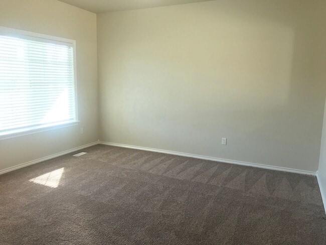 Photo - Meridian Charmer with 3 Car Garage, & Huge Backyard!