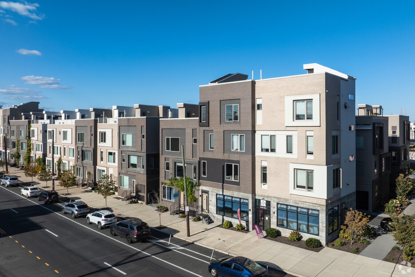 Photo - Kensington Court Flats