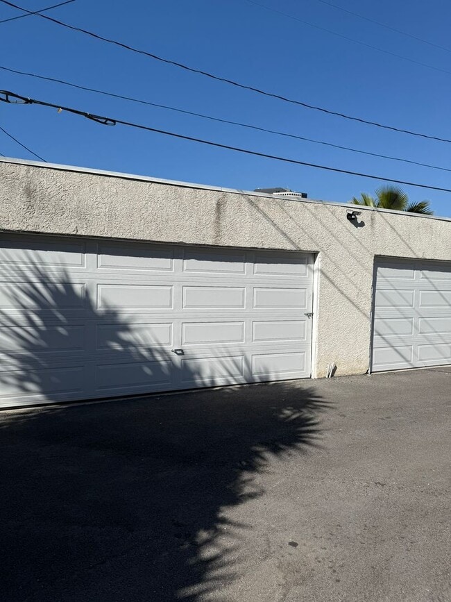 Photo - Toluca Lake Ave Unit 4131