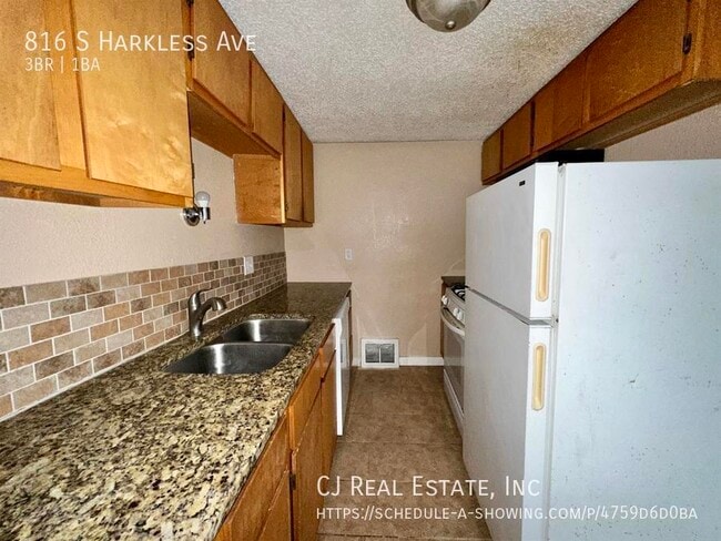 Photo - 816 S Harkless St