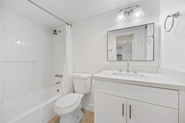 Photo - 401 Ocean Dr Unidad 425