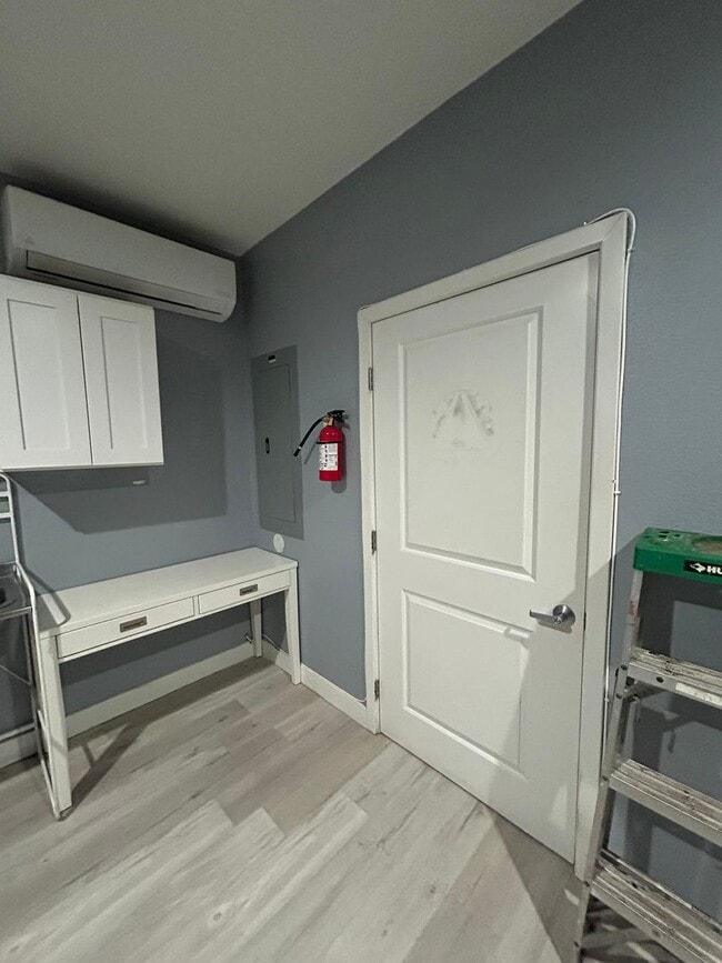 Photo - Office/Retail unit on Gaffey Available Unidad 418