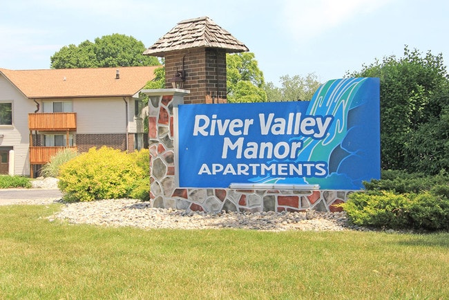 River Valley Manor Apartments - River Valley Manor Apartments