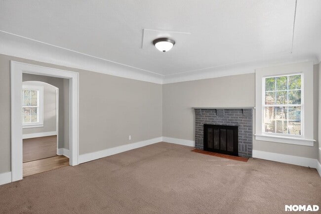 Photo - 2002 E 51st St