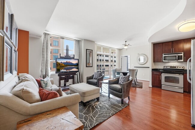 157 Fleet St Unit 513