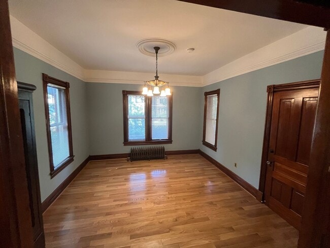 Photo - Varsity Management Unit 01