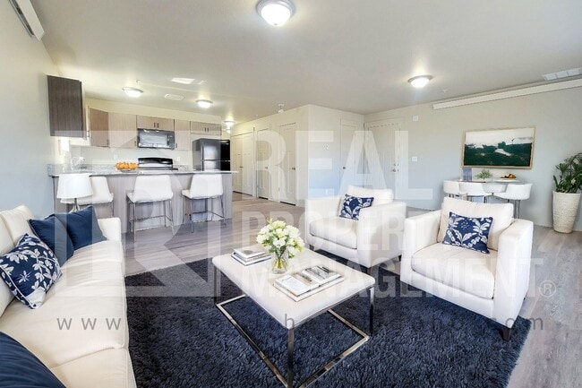 Building Photo - Modern and Open 3 Bedroom, 2 Bathroom Apartment for Rent in Idaho Falls by Real Property Manageme... Unit #2