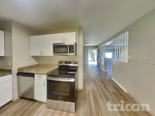 Photo - 7002 Ponderosa Dr