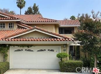 Building Photo - 38 Fairway Dr Rental