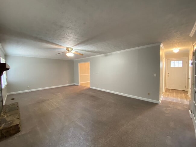 Photo - 1032 Emory Pl