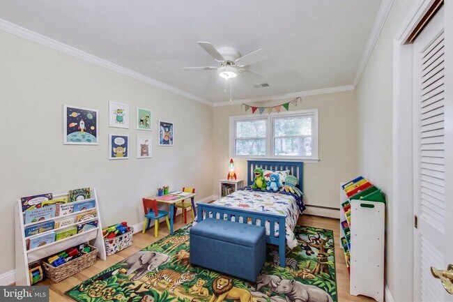 14904 Claude Ln