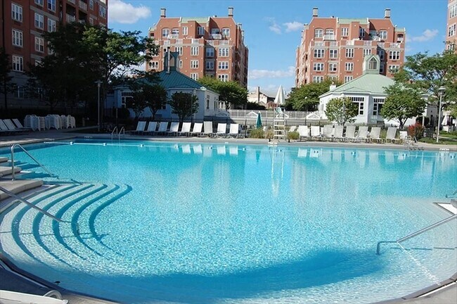 Photo - 150 Oceana Dr W Unidad 1B