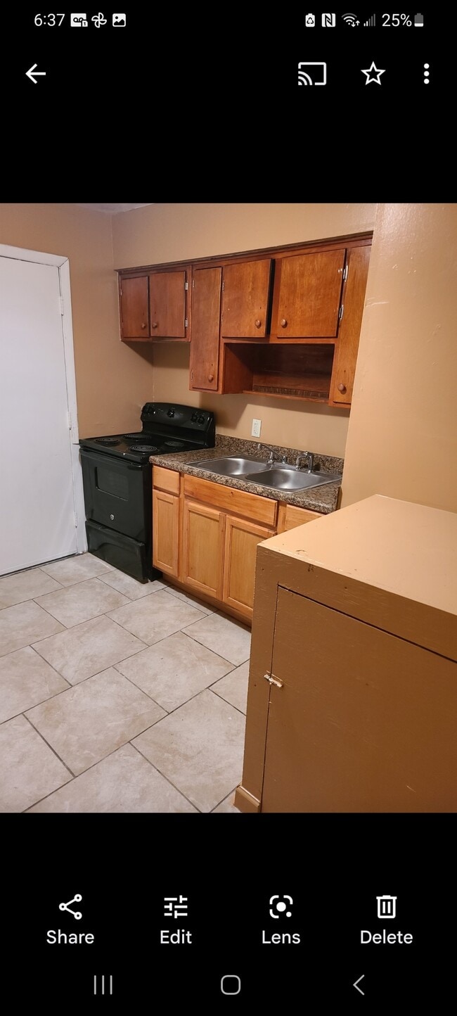 Photo - 1196 W 30th St