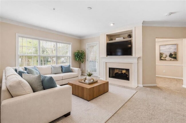 Building Photo - 3275 Lenox Rd NE Unit 314