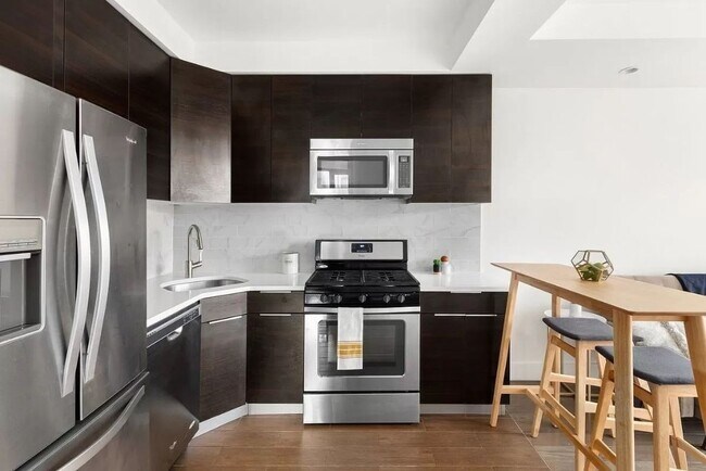 Photo - 399 E 8th St Unit 3A