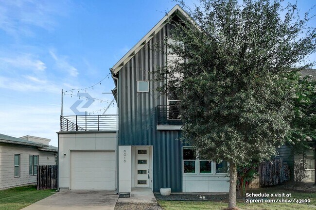 Photo - 6016 Seville Dr House