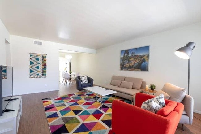 Building Photo - 1403 Norwalk Ln Unit 109 Rental