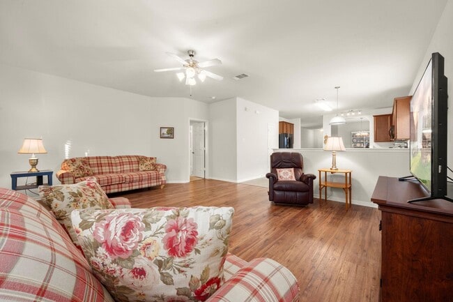 Photo - 19510 Majestic Landing Ln