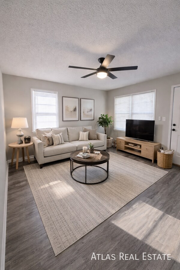 Photo - 2841 N 64 St