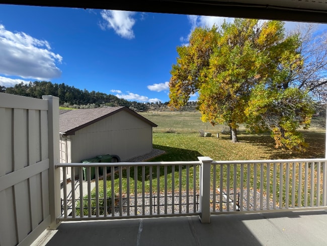 Photo - 338 Moccasin Trail Unit 344