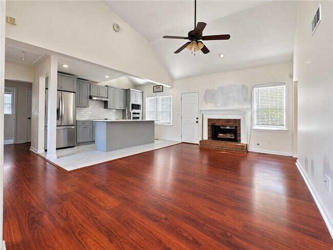 Photo - 154 Camden Woods Dr