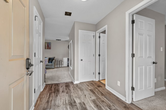 Photo - 2126 Belle Grove Dr SW