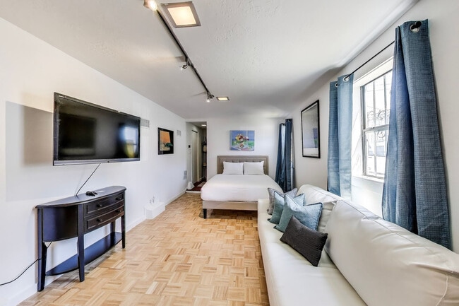 Building Photo - 1294 31st Ave Rental