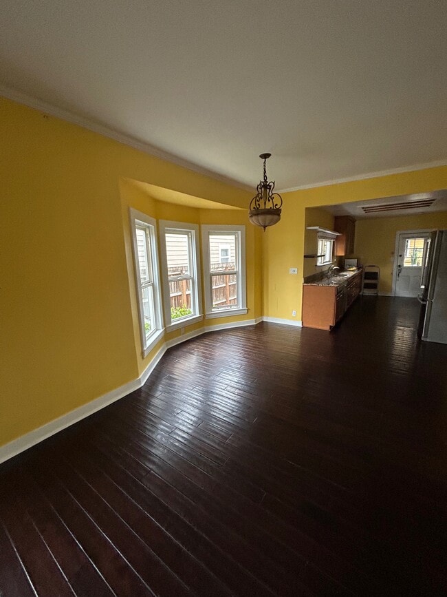 Photo - 512 Avenue C