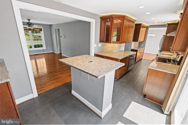 Photo - 13604 Wisteria Dr