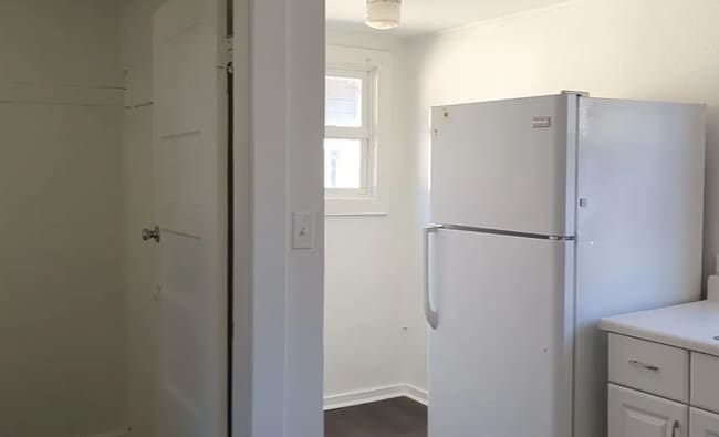 Building Photo - 317 Gladstone St Unit 317 Rental